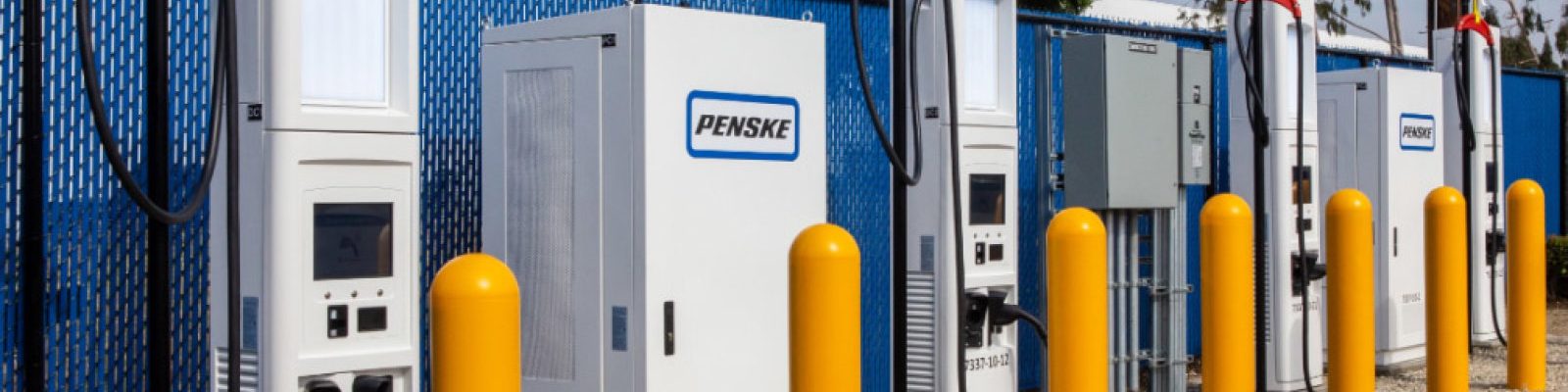 Penske Leasing estrena cargadores rápidos para camiones eléctricos