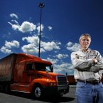 Camioneros veteranos deben de enseñar a robots: TuSimple