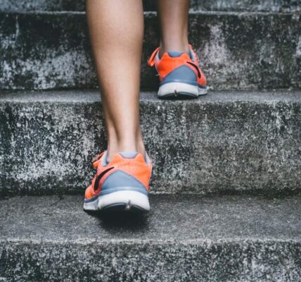 dolores comunes del ejercicio en escaleras