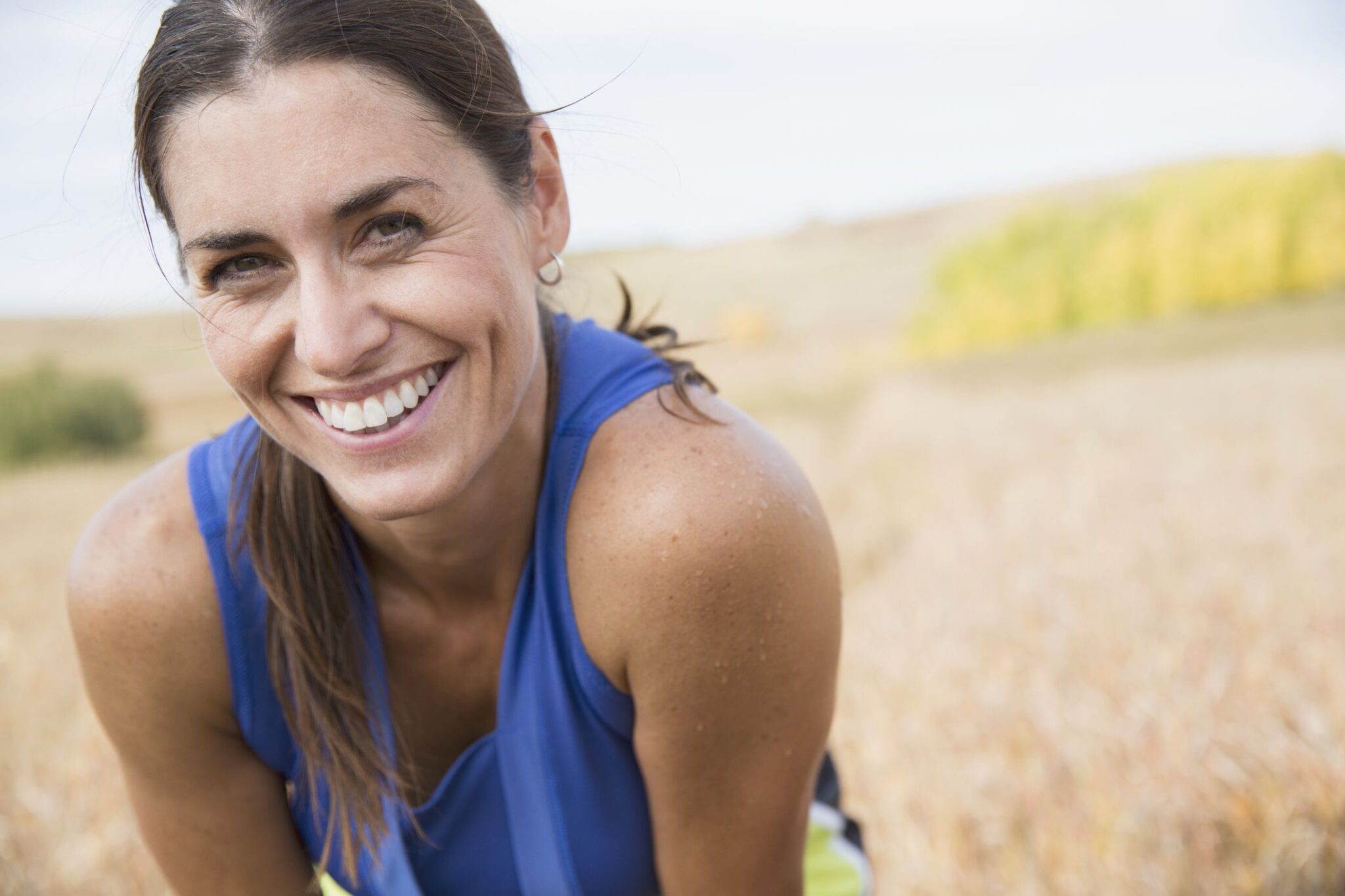 mujer sonriente